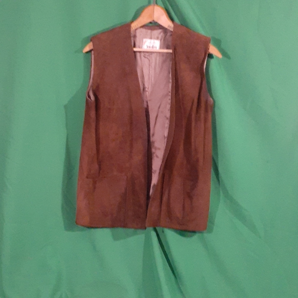Neiman Marcus Made In Ireland Vest